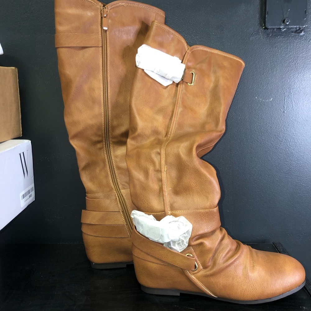 Women boots - Picture 3 of 5